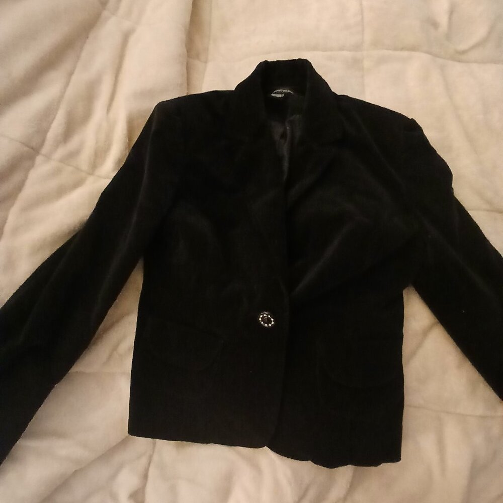 Black Velvet goodclothes Blazer in size Small